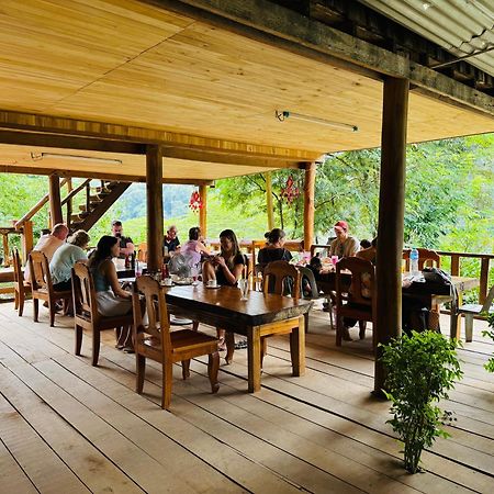 Nong Khiaw Ing Ing Mountain View Bed & Breakfast Exterior photo