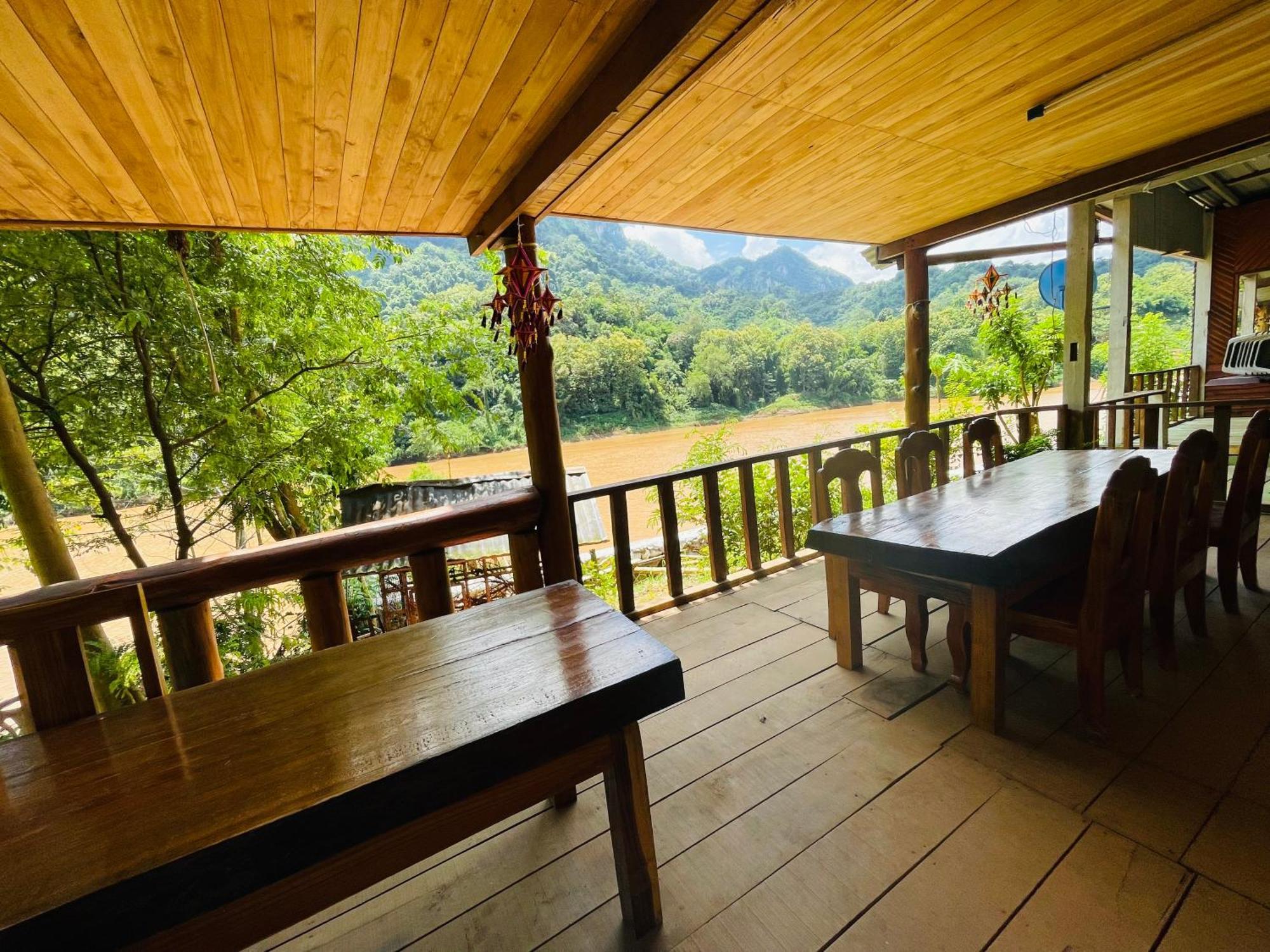 Nong Khiaw Ing Ing Mountain View Bed & Breakfast Exterior photo