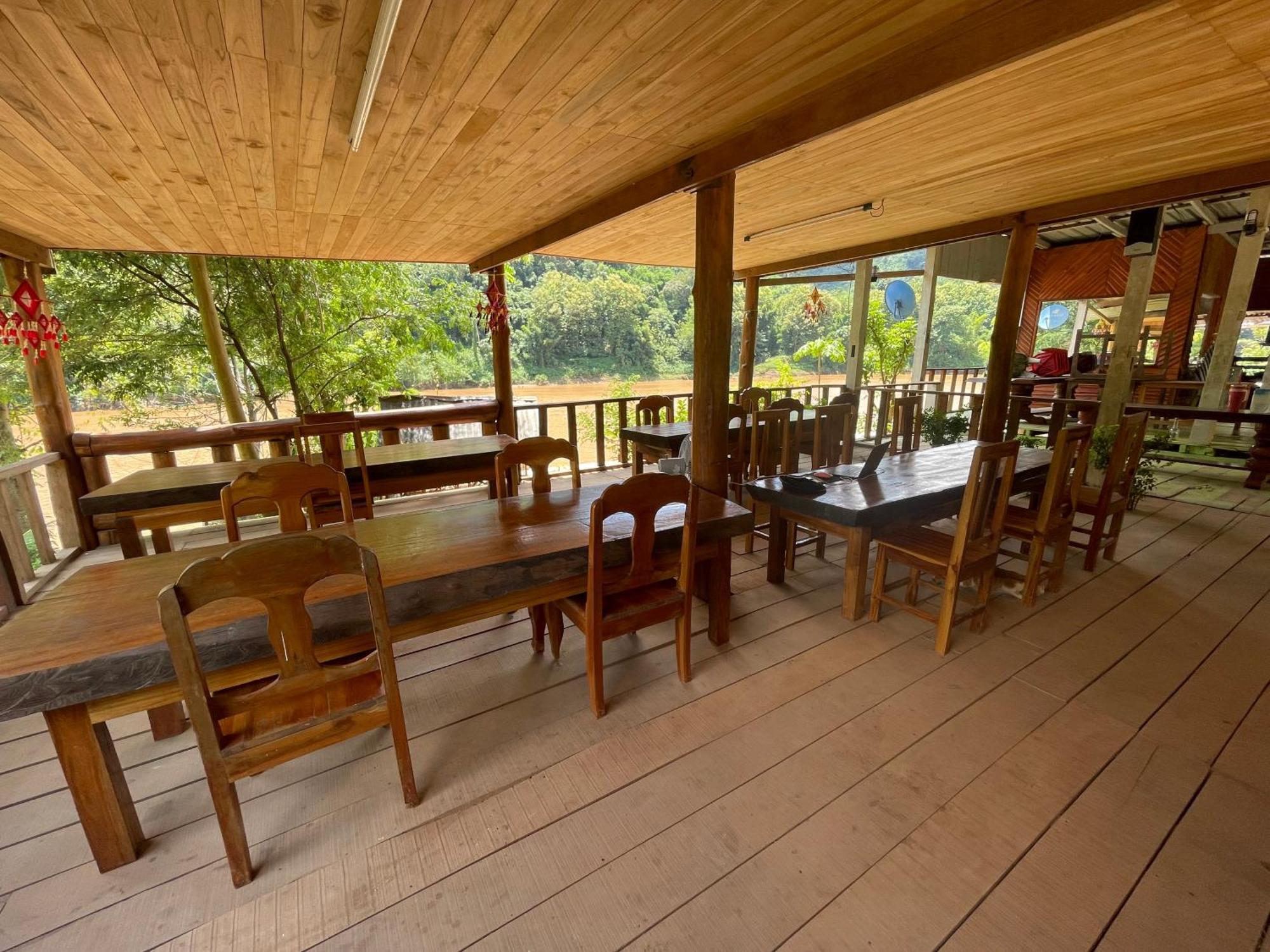 Nong Khiaw Ing Ing Mountain View Bed & Breakfast Exterior photo
