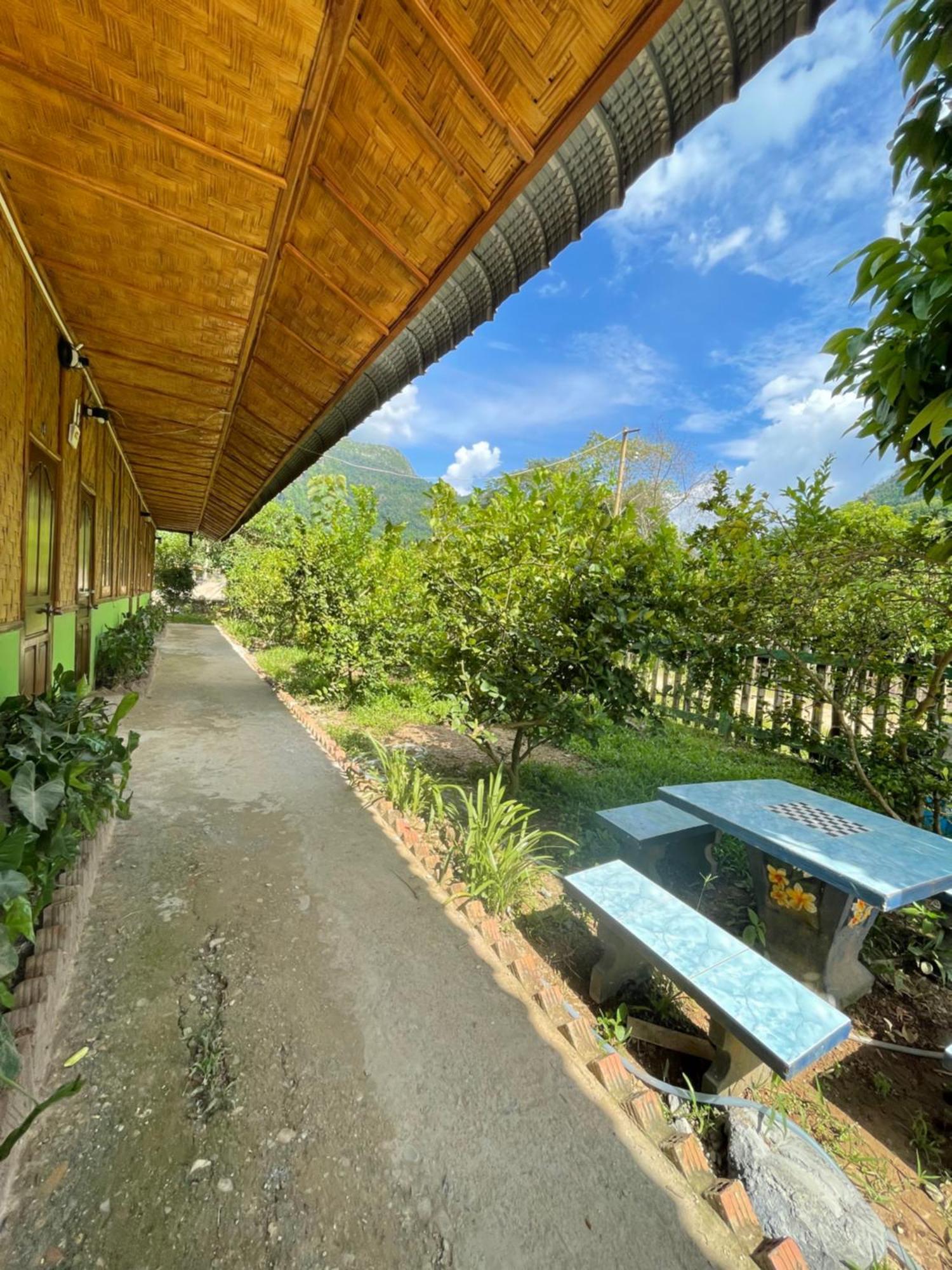Nong Khiaw Ing Ing Mountain View Bed & Breakfast Exterior photo